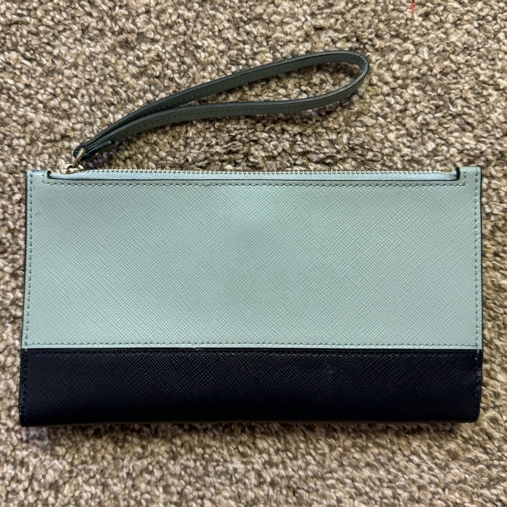Kate Spade Wallet - Picture 3 of 3